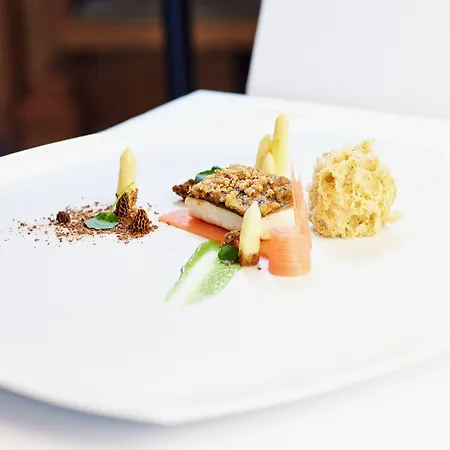 Hotel Salzburgerhof Wellness-, Golf- Und Genießerhotel